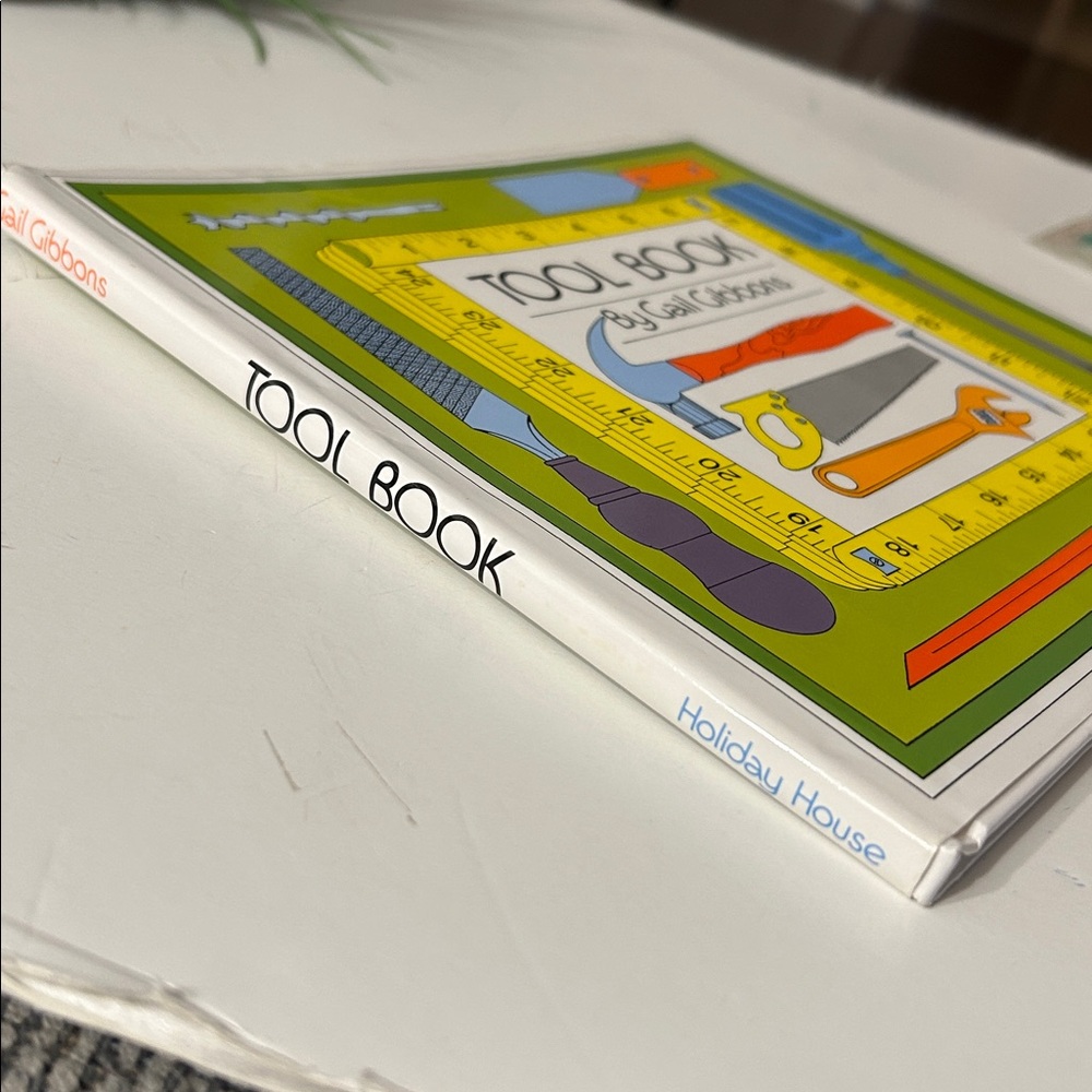 Tool Book by Gail Gibbons NEW old stock hardcover 1982 - Picture 4 of 9